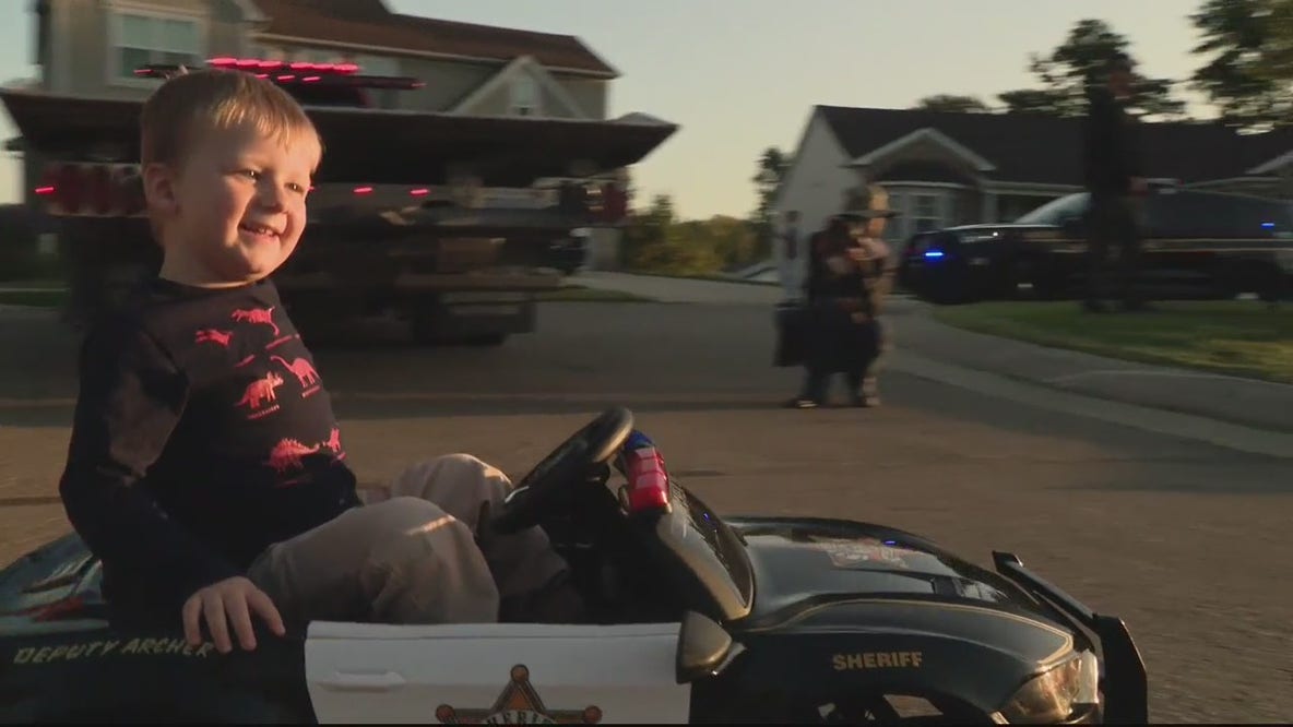 3-year-old battling leukemia gets first-responder surprise visit